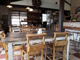 『KOUBA』カレーとキッシュと紅茶のお店
