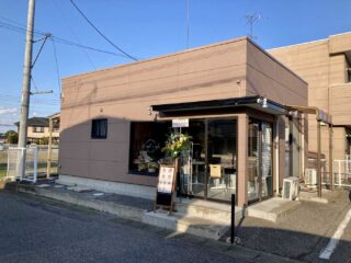 ネイルサロン&カフェ『N Nail+Cafe』移転オープン！