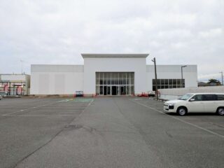 『WonderGOO 館林店』跡で工事が始まっている